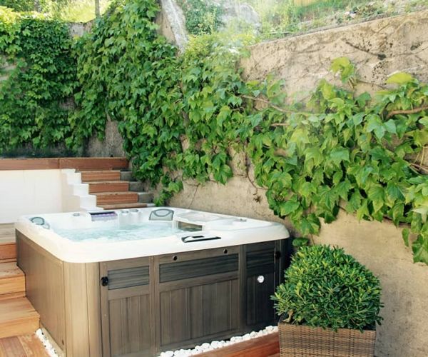 sundance-hot-tub-installation-private-nature-in-wichita